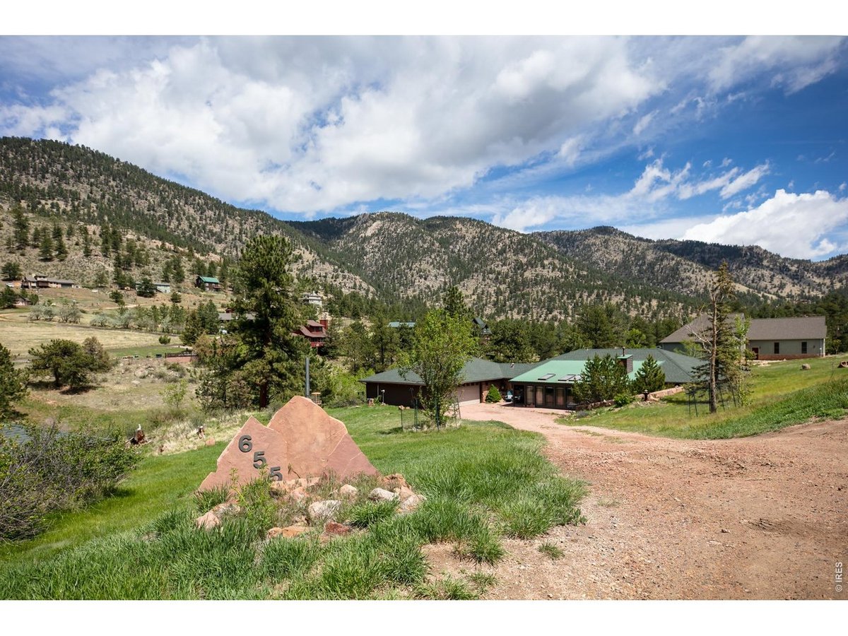 655 Kiowa Rd, Lyons, CO 80540