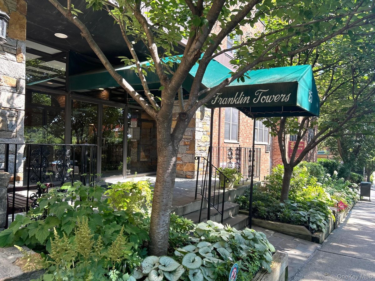 25 FRANKLIN Avenue #2-K, White Plains, NY 10601