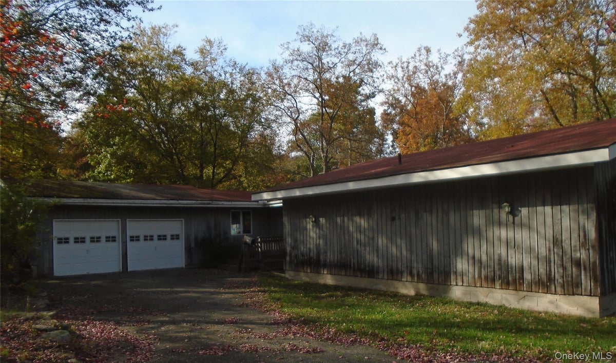 224 Longfellow Drive, Carmel, NY 10512