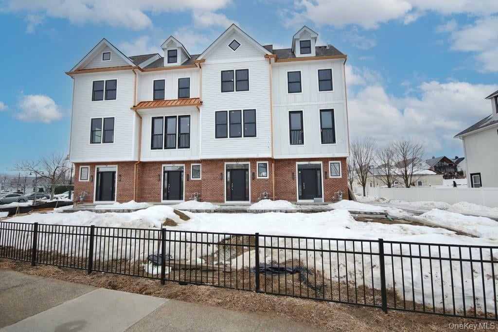 34 Andrews Lane, Sleepy Hollow, NY 10591