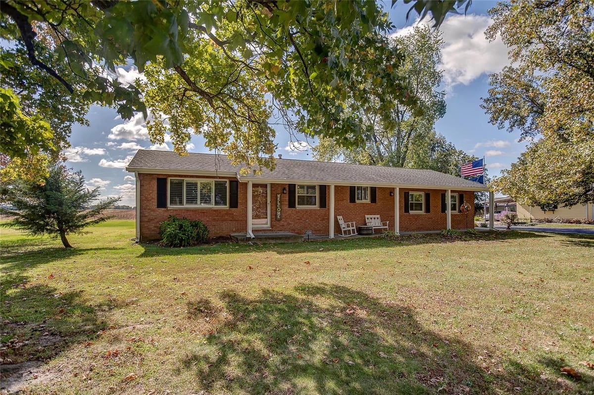 4556 SEILER ROAD, DORSEY, IL 62021 Market Pro Realty