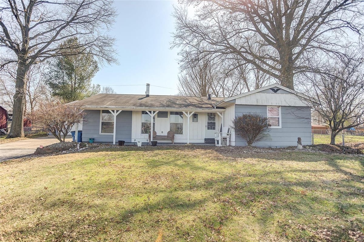 482 S MORELAND ROAD S, BETHALTO, IL 62010 Market Pro Realty