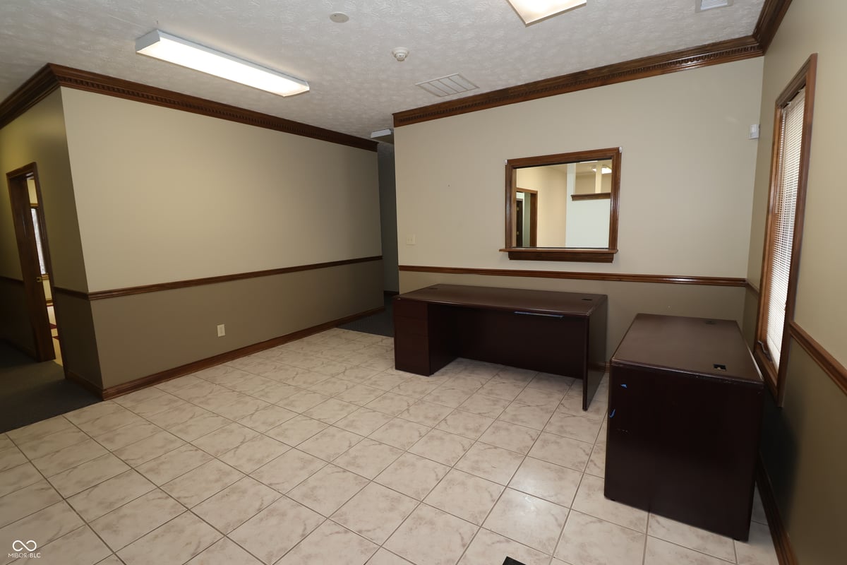 386 Meridian Parke Lane #A, Greenwood, IN 46142