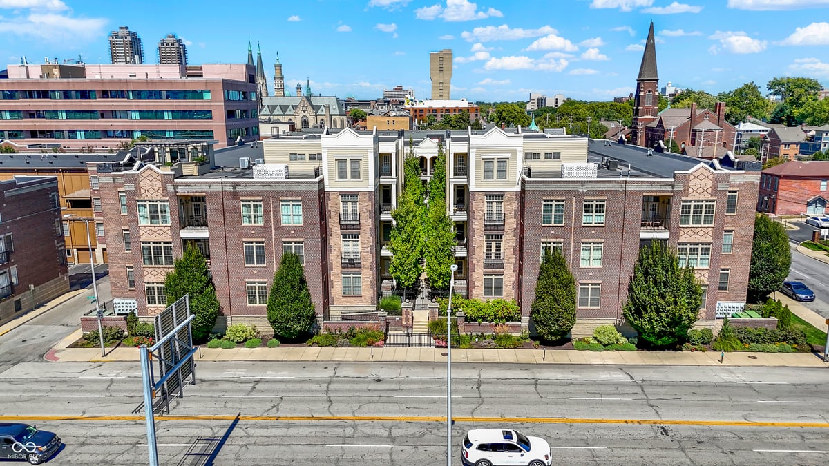 450 E Ohio Street #321, Indianapolis, IN 46204