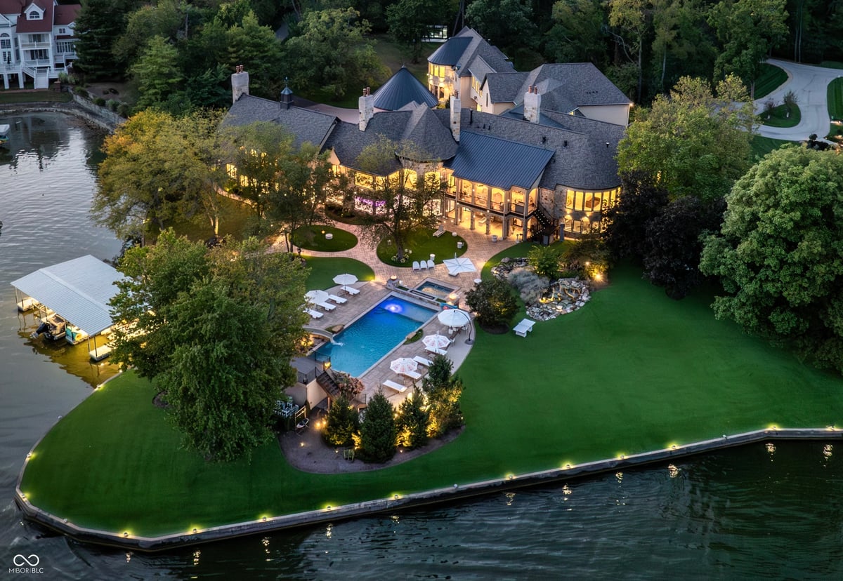 10606 Brooks School Road, Fishers, IN 46037