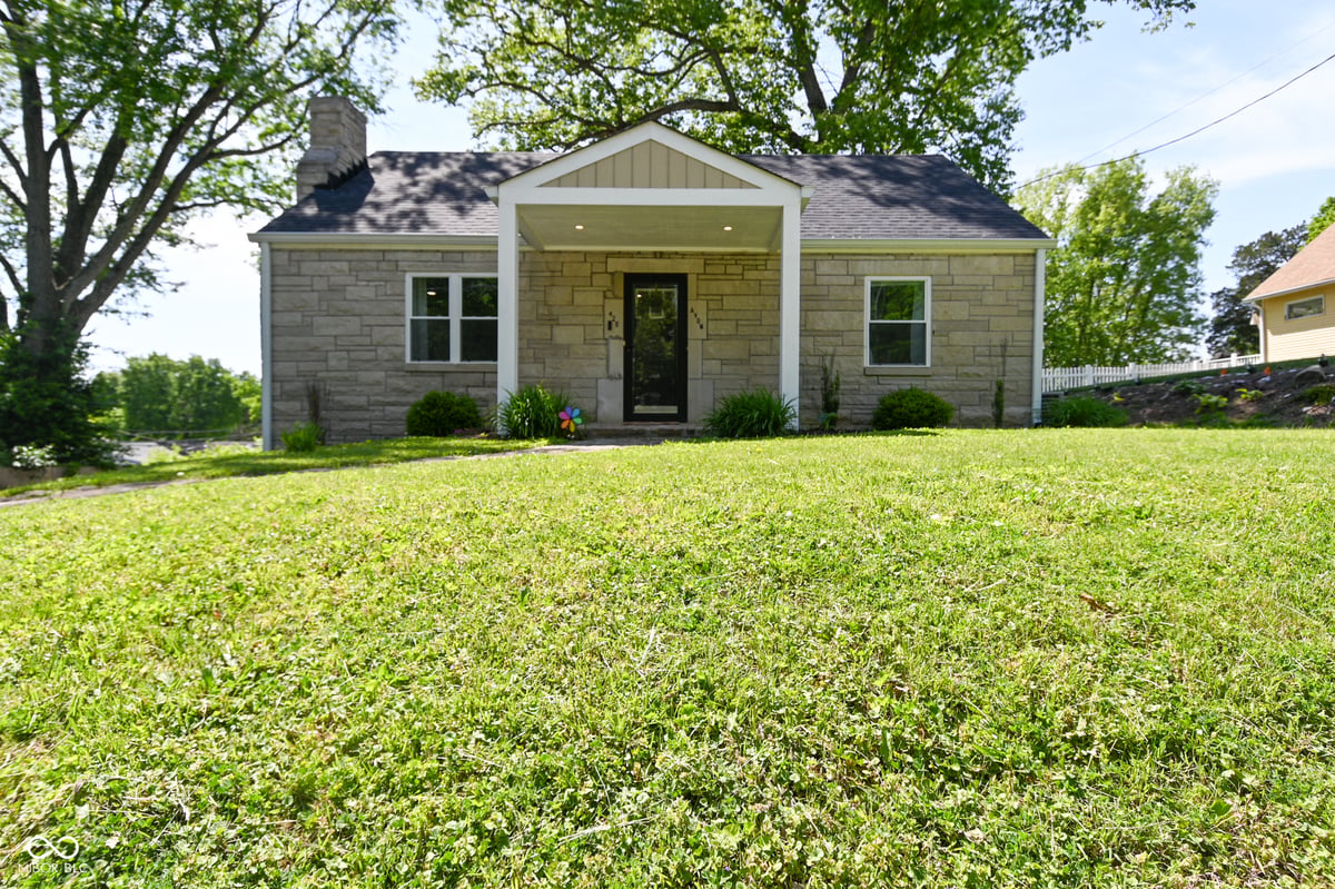 426 Avon Avenue, Plainfield, IN 46168