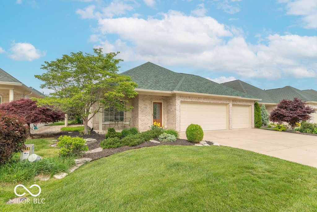 3382 E Nottinghill Drive, Plainfield, IN 46168
