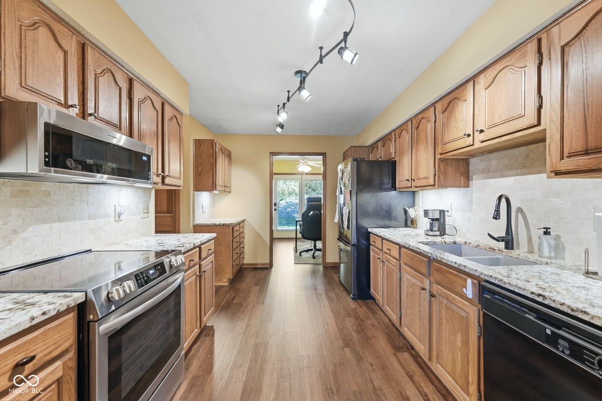 2746 Colony Lake West Drive, Plainfield, IN 46168 | Slideshow Image #8