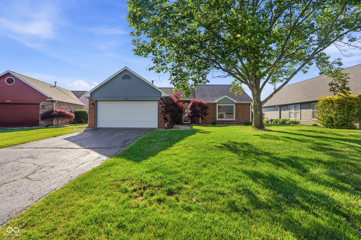 5793 Crystal Bay West Drive, Plainfield, IN 46168