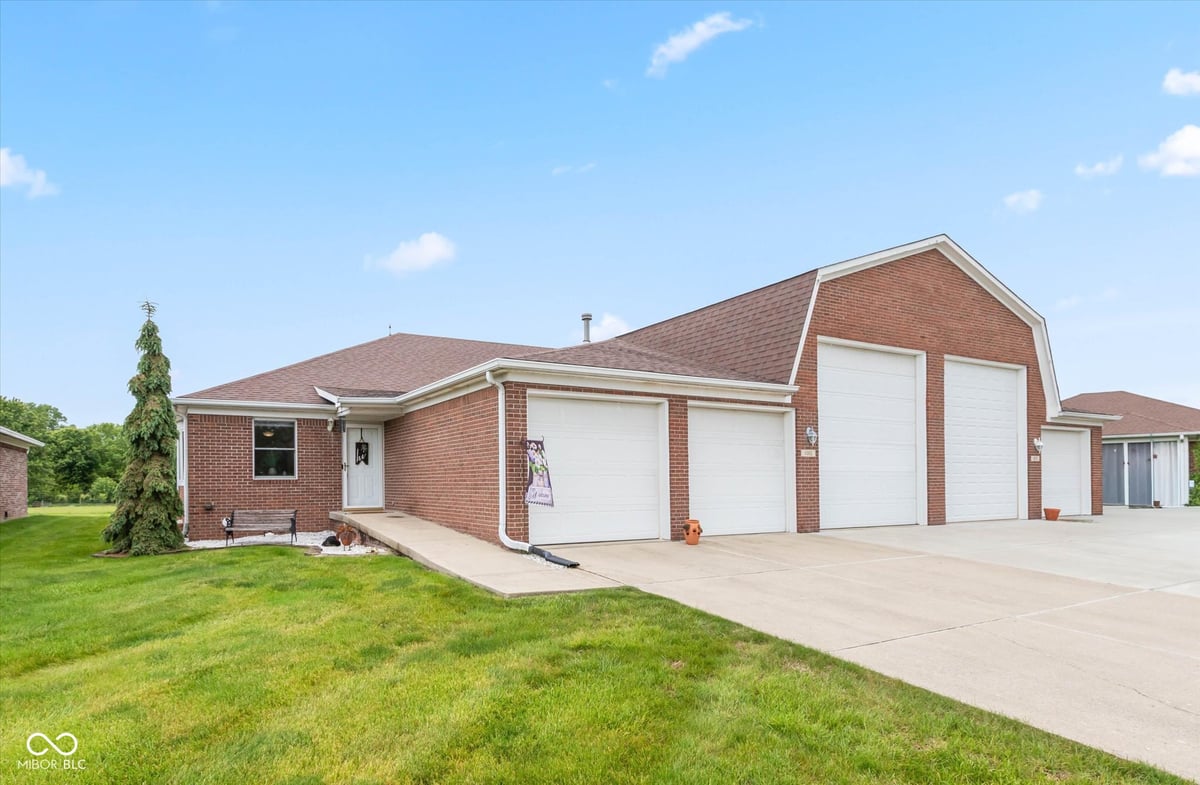11960 Civic Circle, Mooresville, IN 46158
