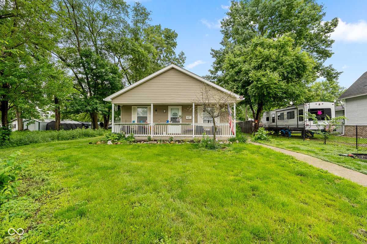 300 E Washington Street, Mooresville, IN 46158