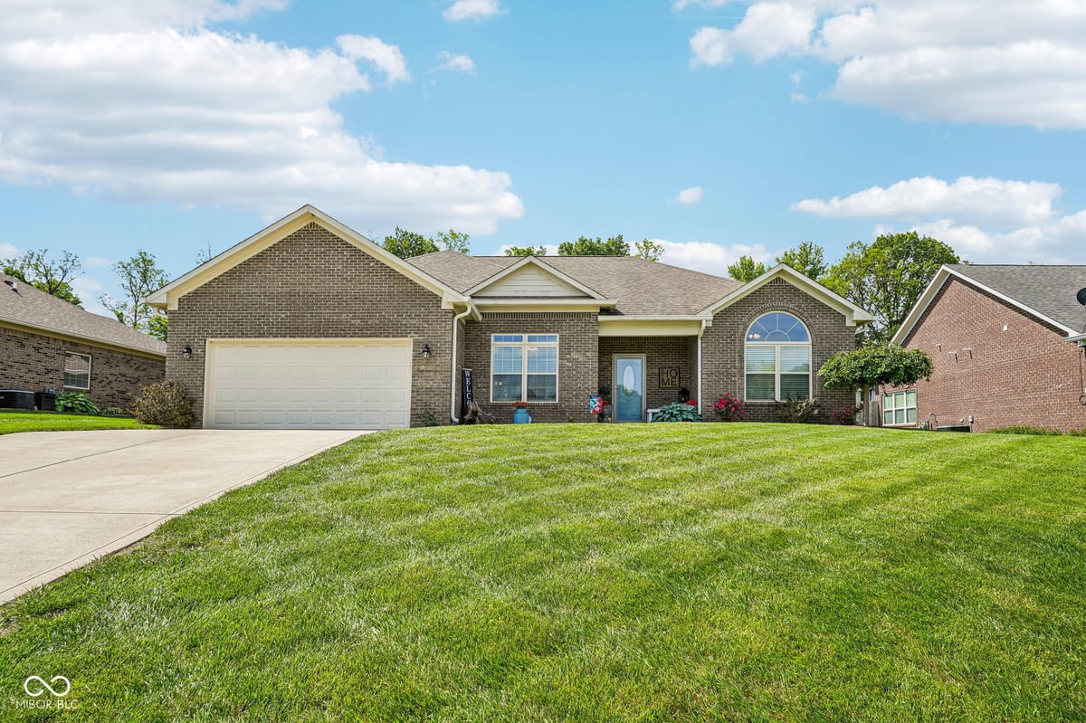 4911 E Daisy Lane, Mooresville, IN 46158