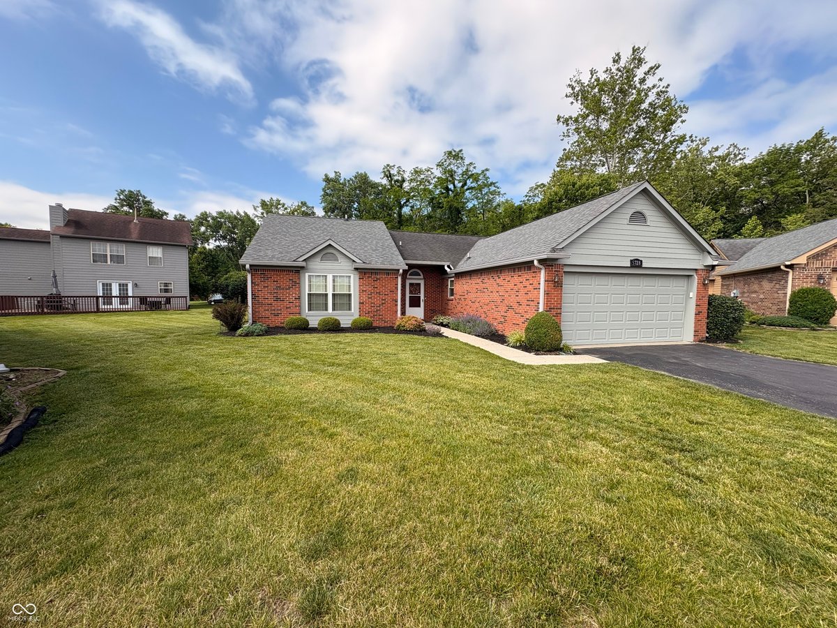 5728 Cross Bridge, Plainfield, IN 46168