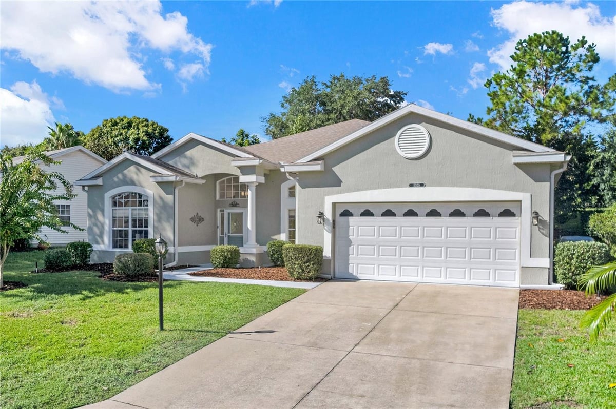 5020 SAWGRASS LAKE CIRCLE, LEESBURG, FL 34748 Morris Realty