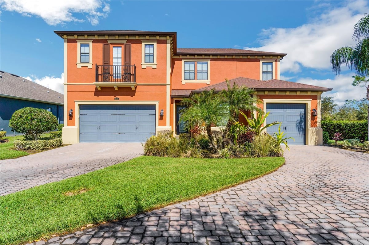 Wesley Chapel Fleur De Lis Luxe Realty