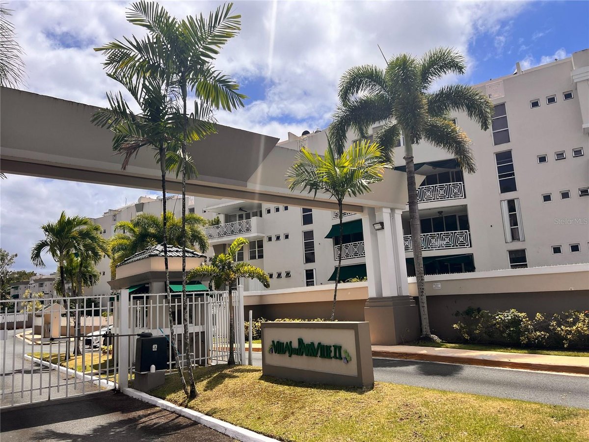COND. VILLAS DE PARKVILLE II EDIF. E EHPH2, GUAYNABO, PR 00965