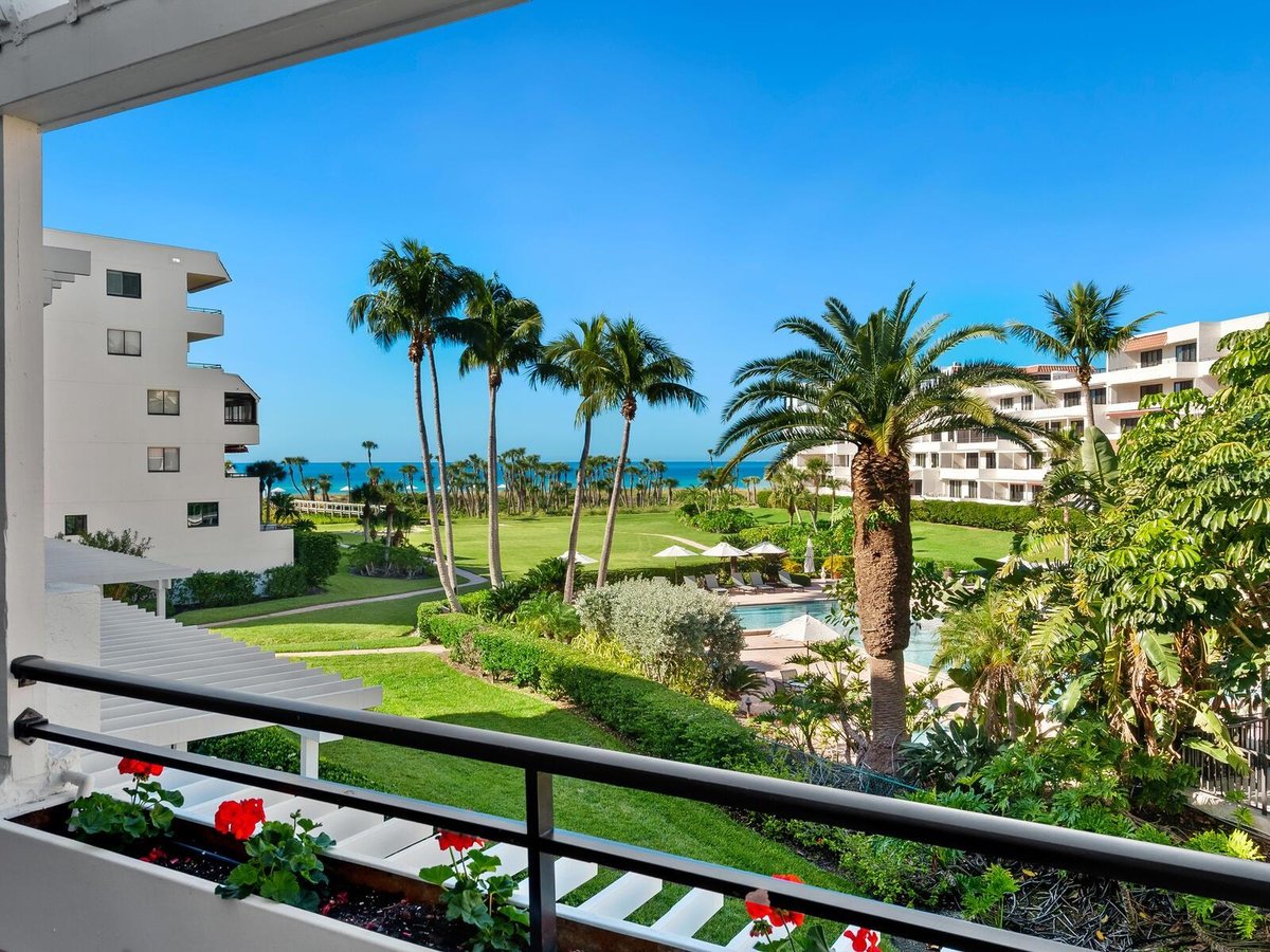 1445 GULF OF MEXICO DRIVE #204, LONGBOAT KEY, FL 34228