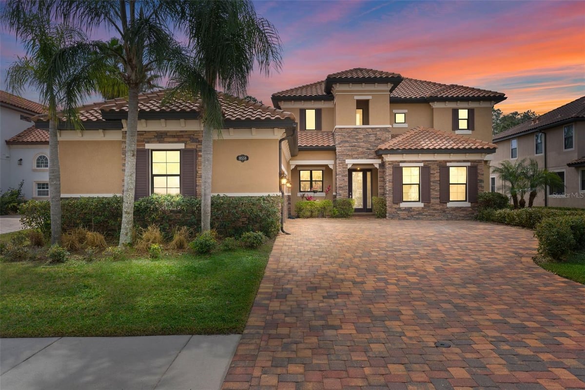 Properties Fleur De Lis Luxe Realty