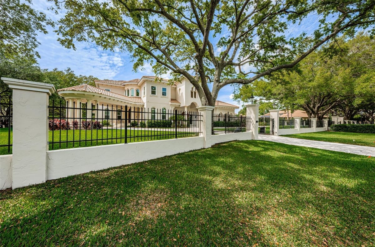 Featured Properties Dania Perry