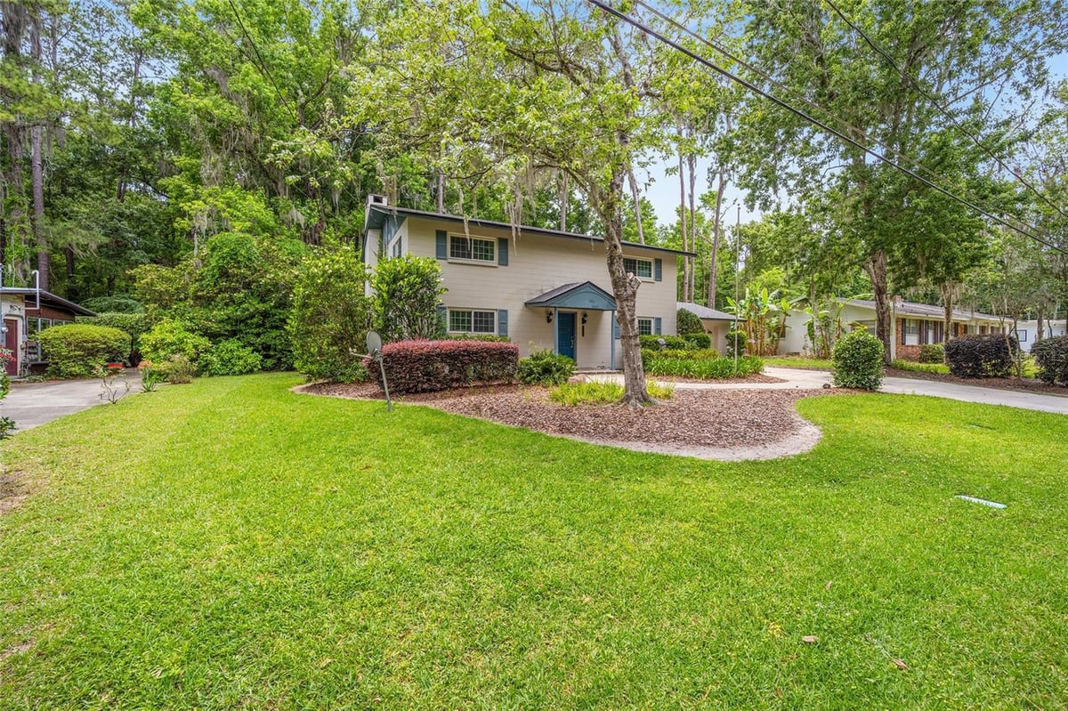 1330 NW 25TH TERRACE, GAINESVILLE, FL 32605 Gideon Property Services