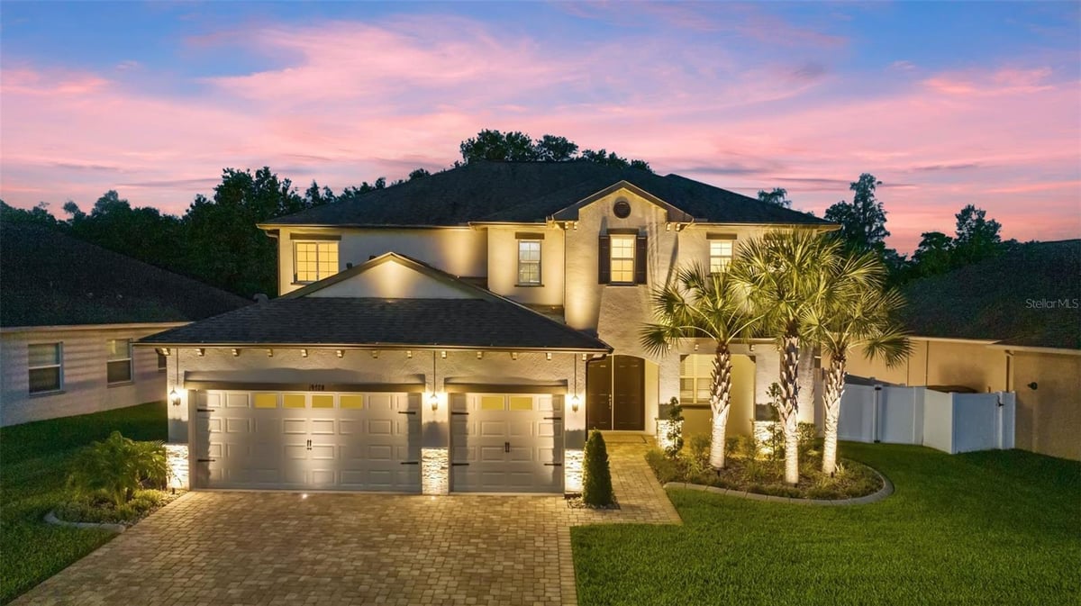 Properties Fleur De Lis Luxe Realty