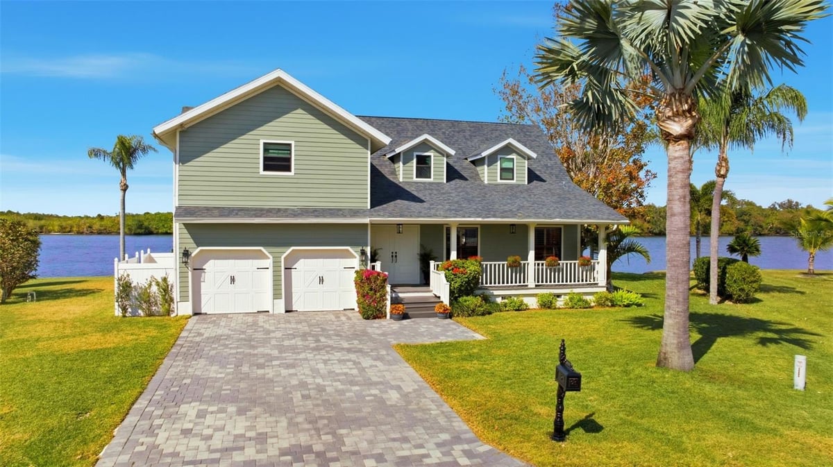 1943 BAHAMA AVENUE, FORT MYERS, FL 33905