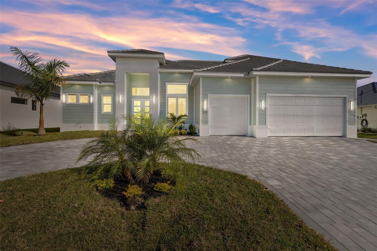 2129 CAPE CORAL PARKWAY W, CAPE CORAL, FL 33914