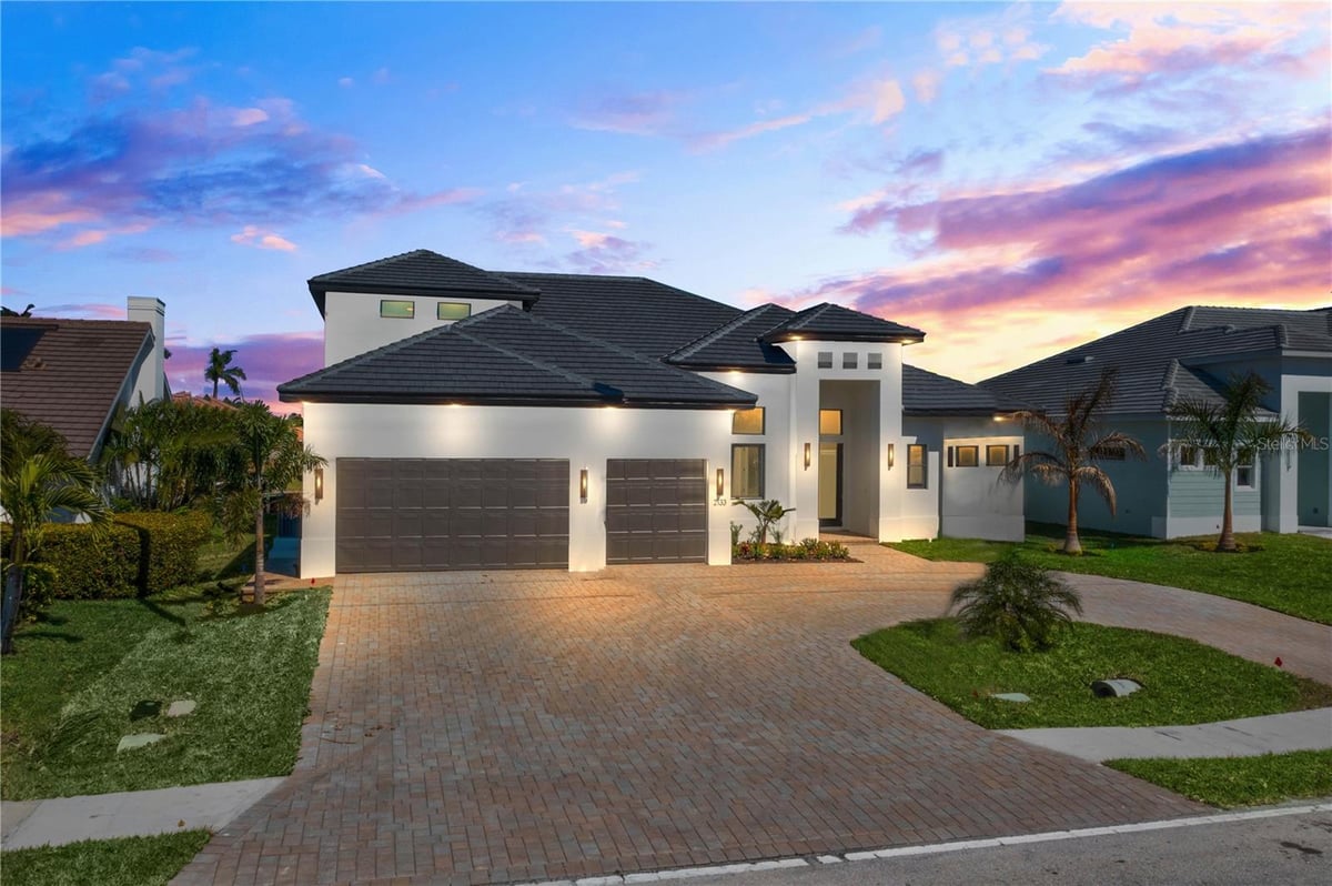 2133 CAPE CORAL PARKWAY W, CAPE CORAL, FL 33914