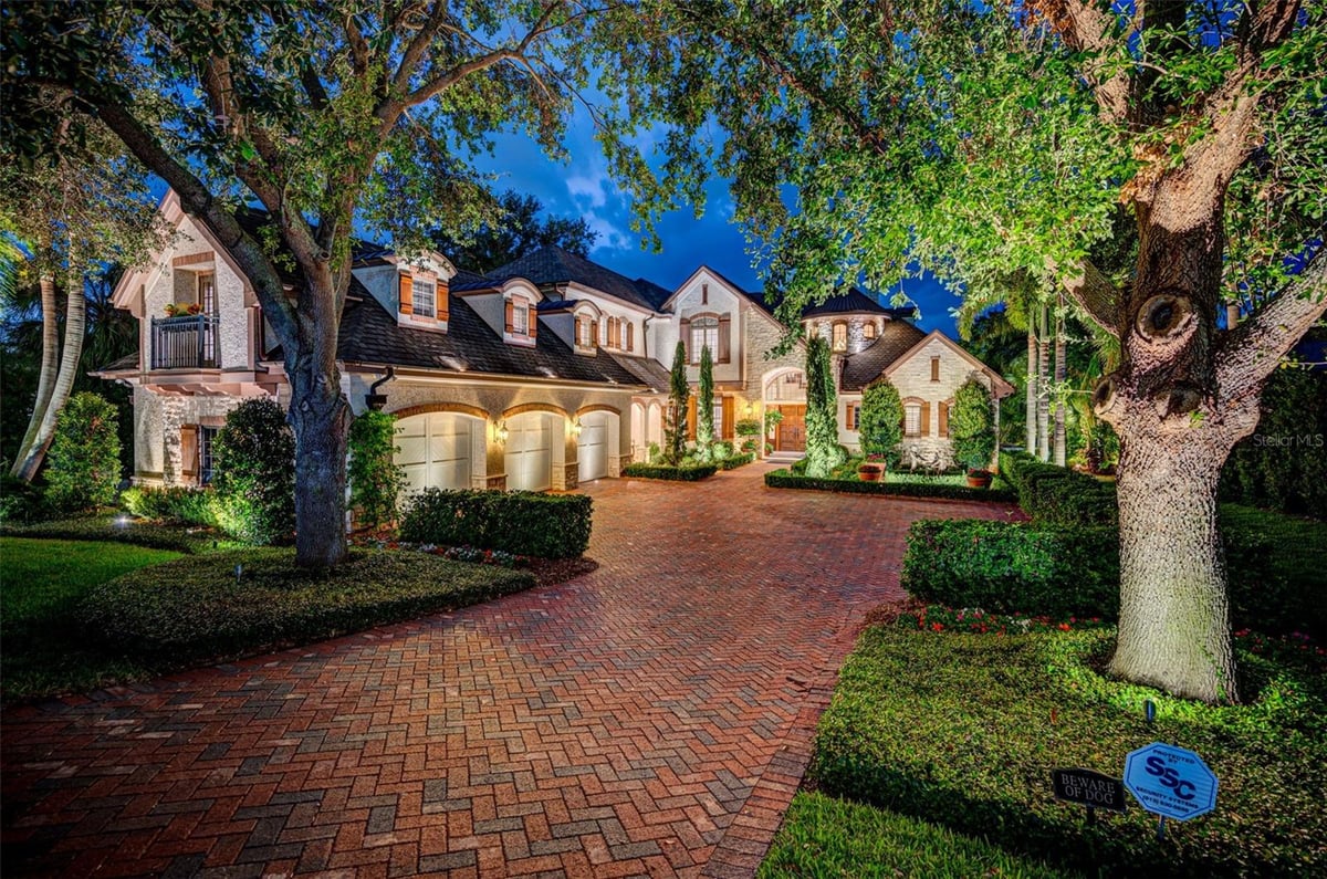 118 HARBOR VIEW LANE, BELLEAIR BLUFFS, FL 33770