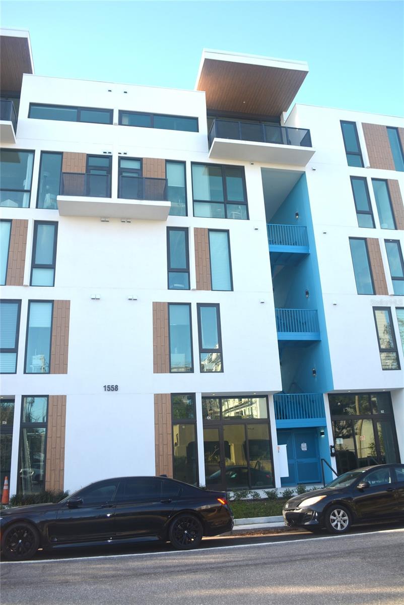 1558 4TH STREET #104, SARASOTA, FL 34236