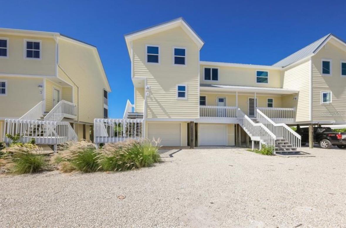 460 GULF BOULEVARD #4