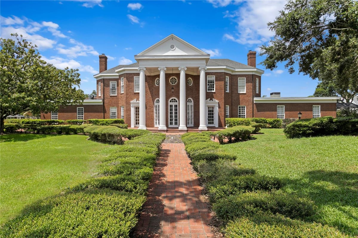 featured property