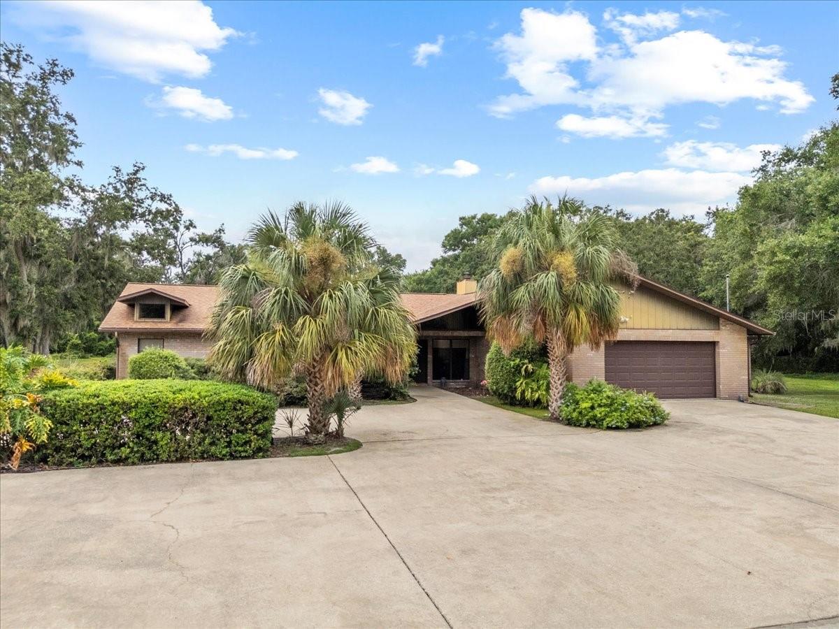 309 HIDDEN LAKE DRIVE