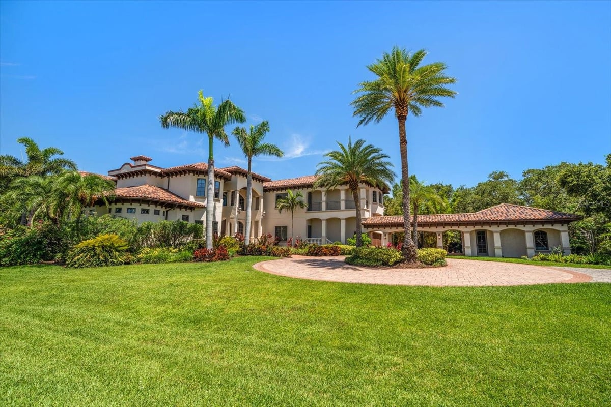 featured property