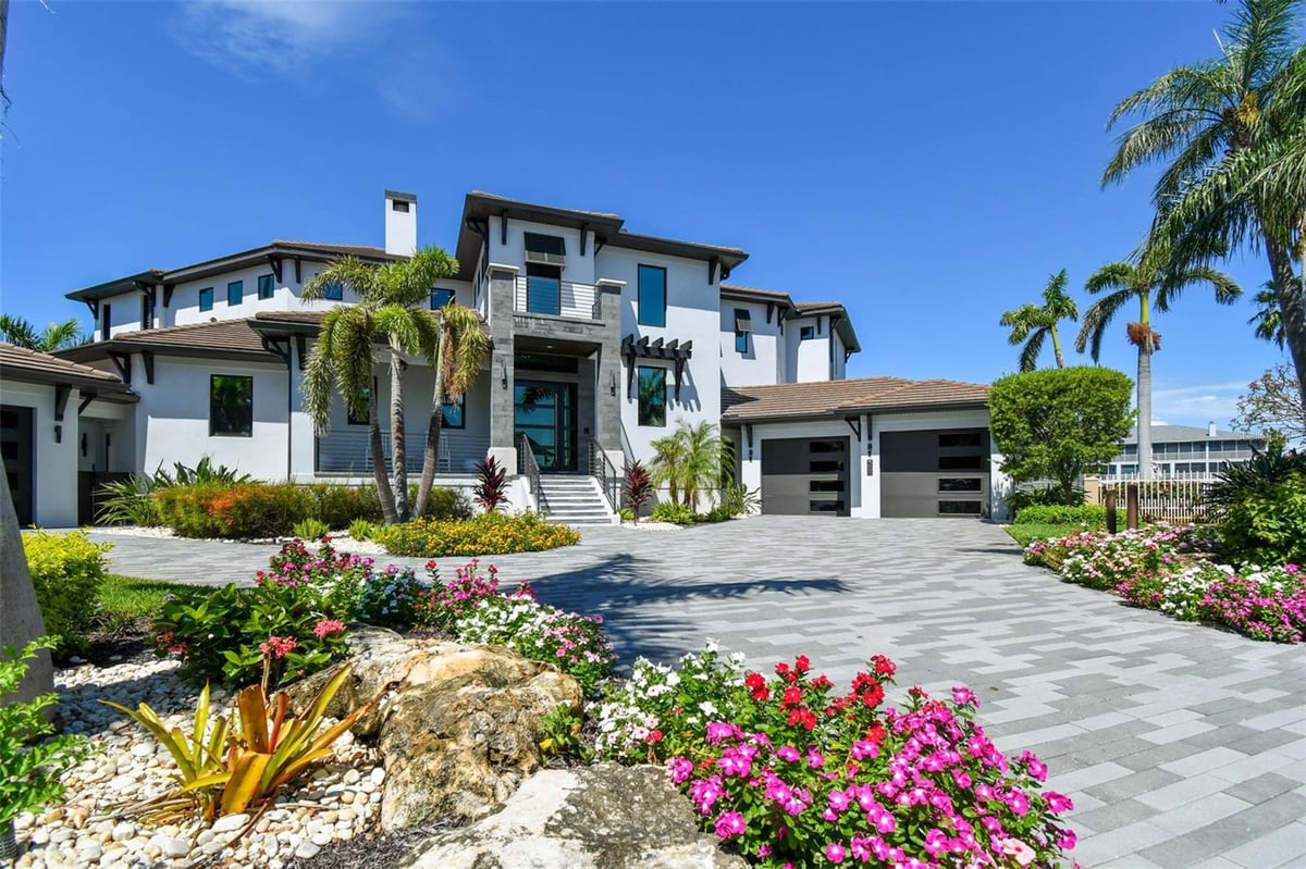 Community Featured Property