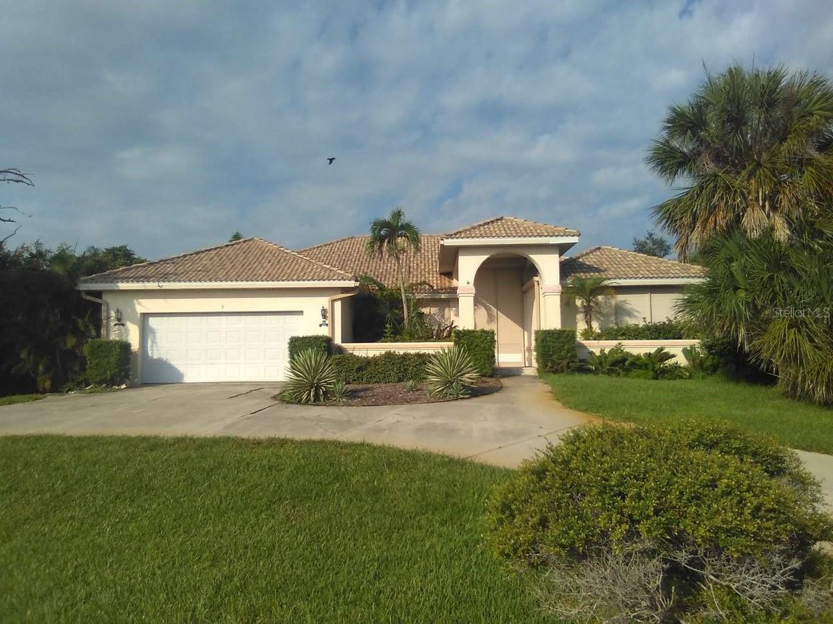 2 ARLINGTON DRIVE