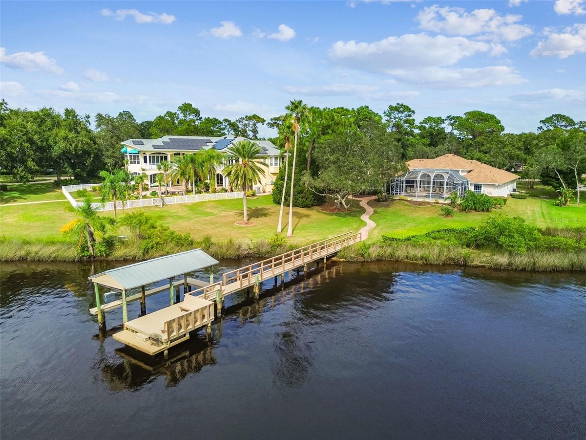 948 RIVERSIDE RIDGE ROAD