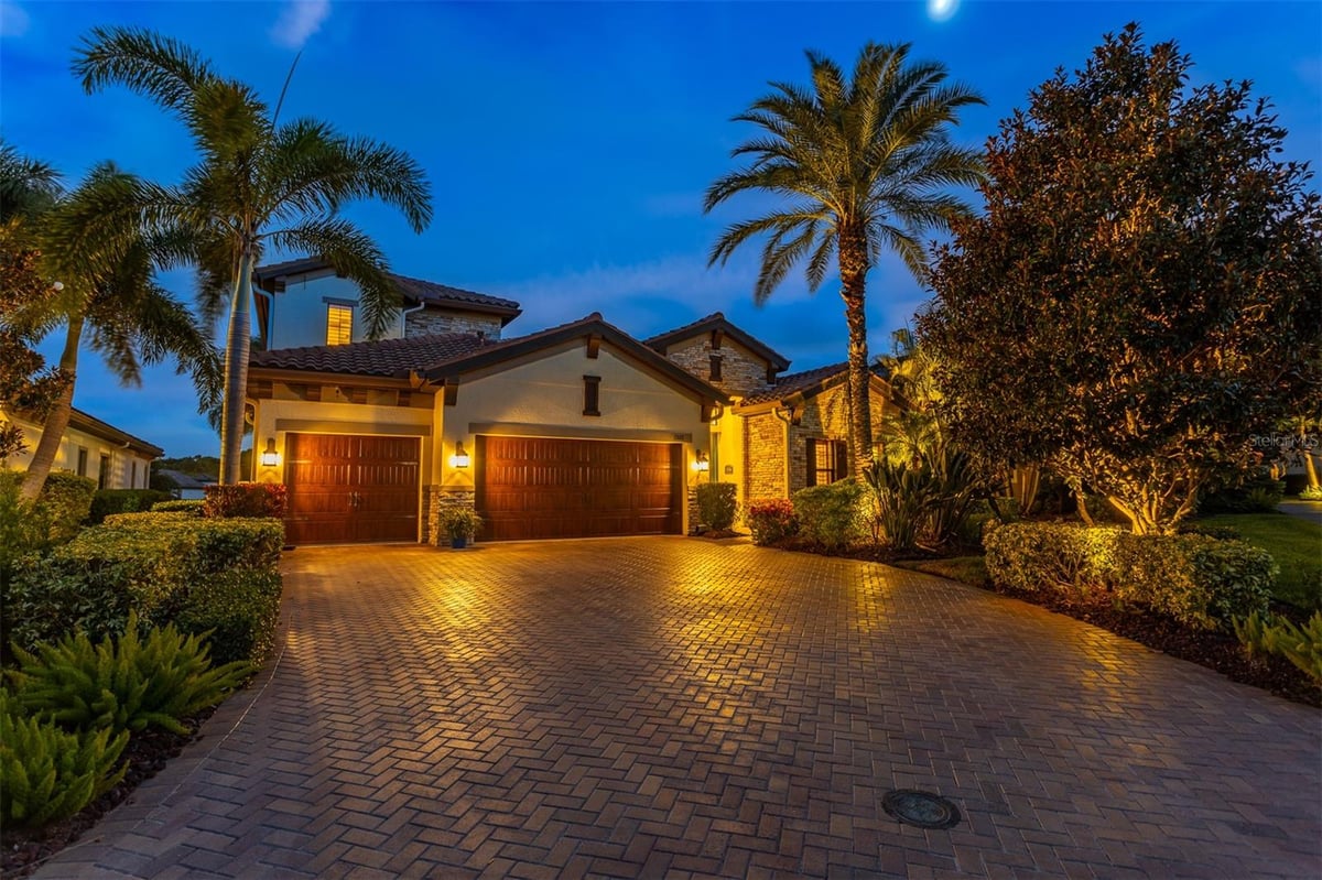 1326 VIA VERDI DRIVE