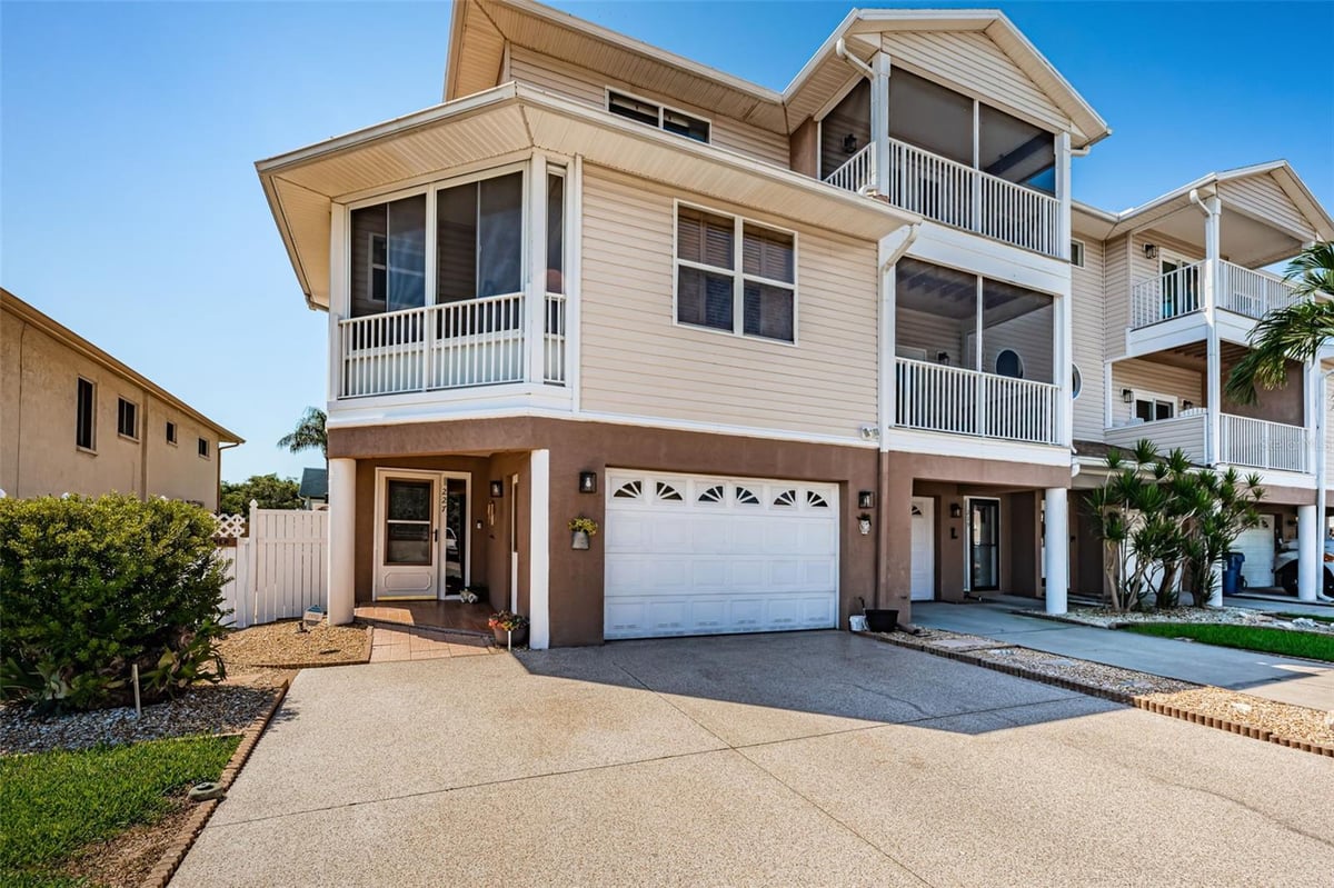 227 126TH AVENUE, TREASURE ISLAND, FL 33706