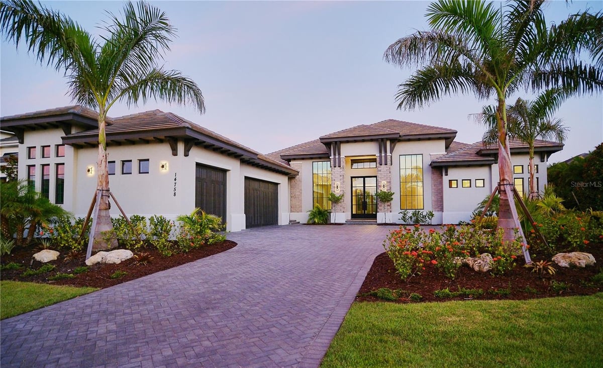 14758 COMO CIRCLE