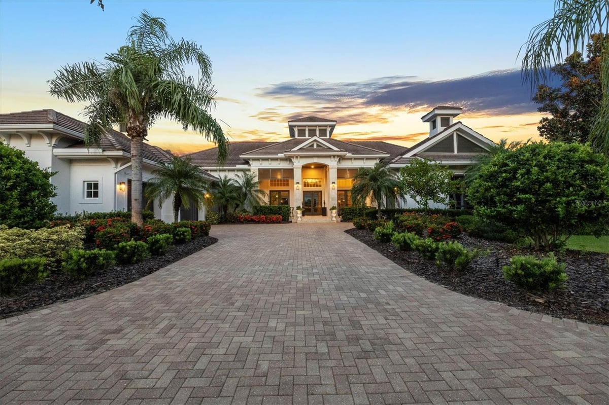 8009 BOUNTY LANE