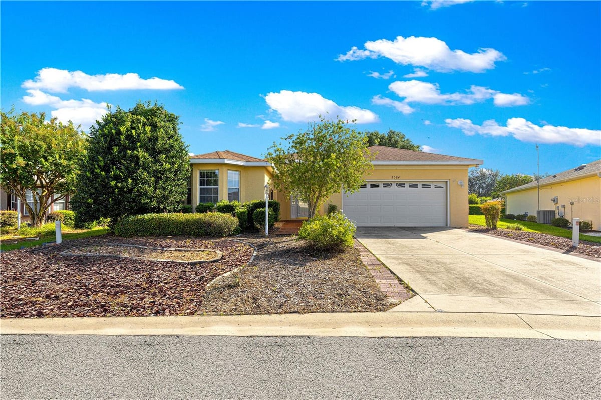 8084 SW 81 LOOP