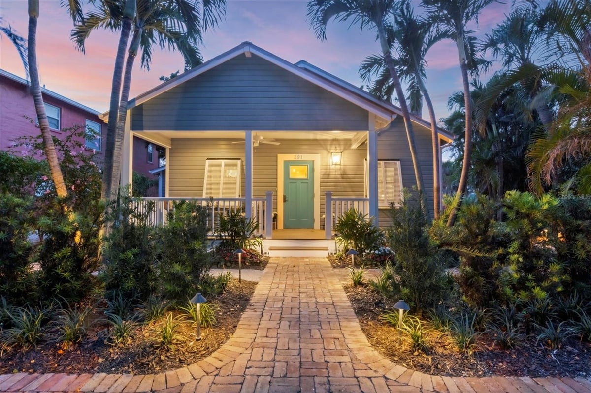 291 PALM AVENUE