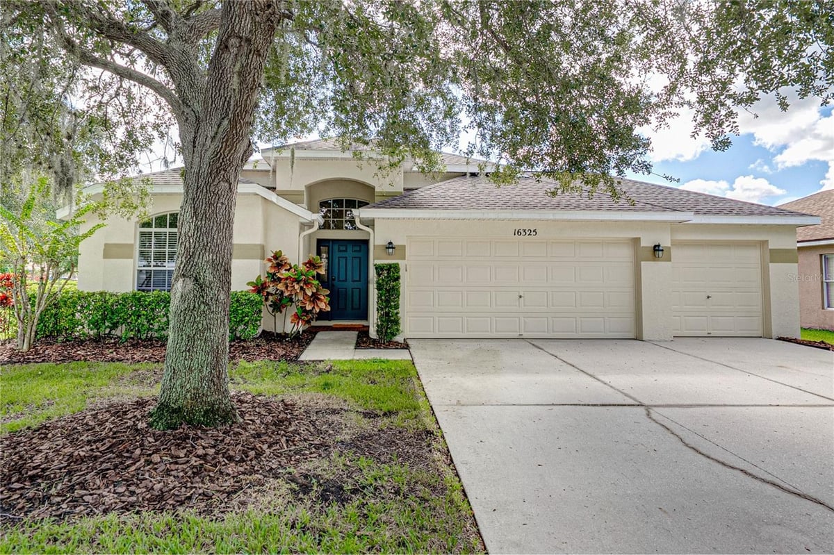 16325 BRIDGEGLADE LANE, LITHIA, FL 33547
