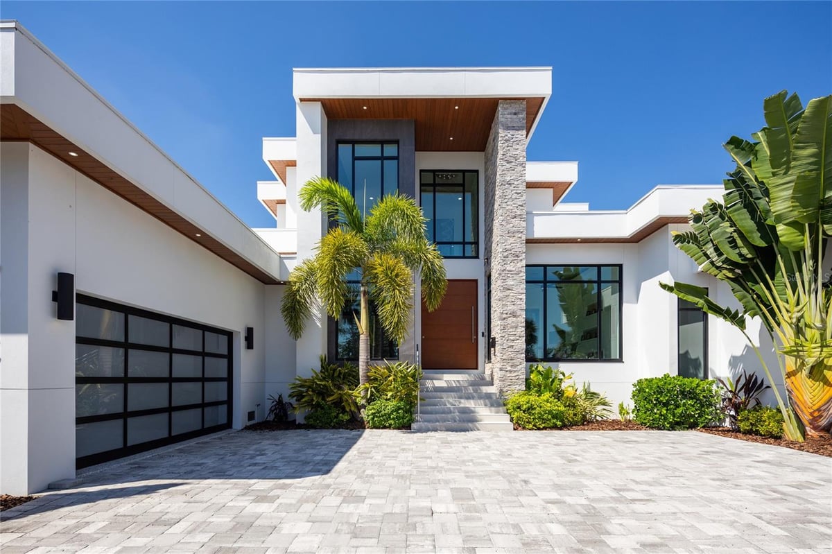 Community Featured Property