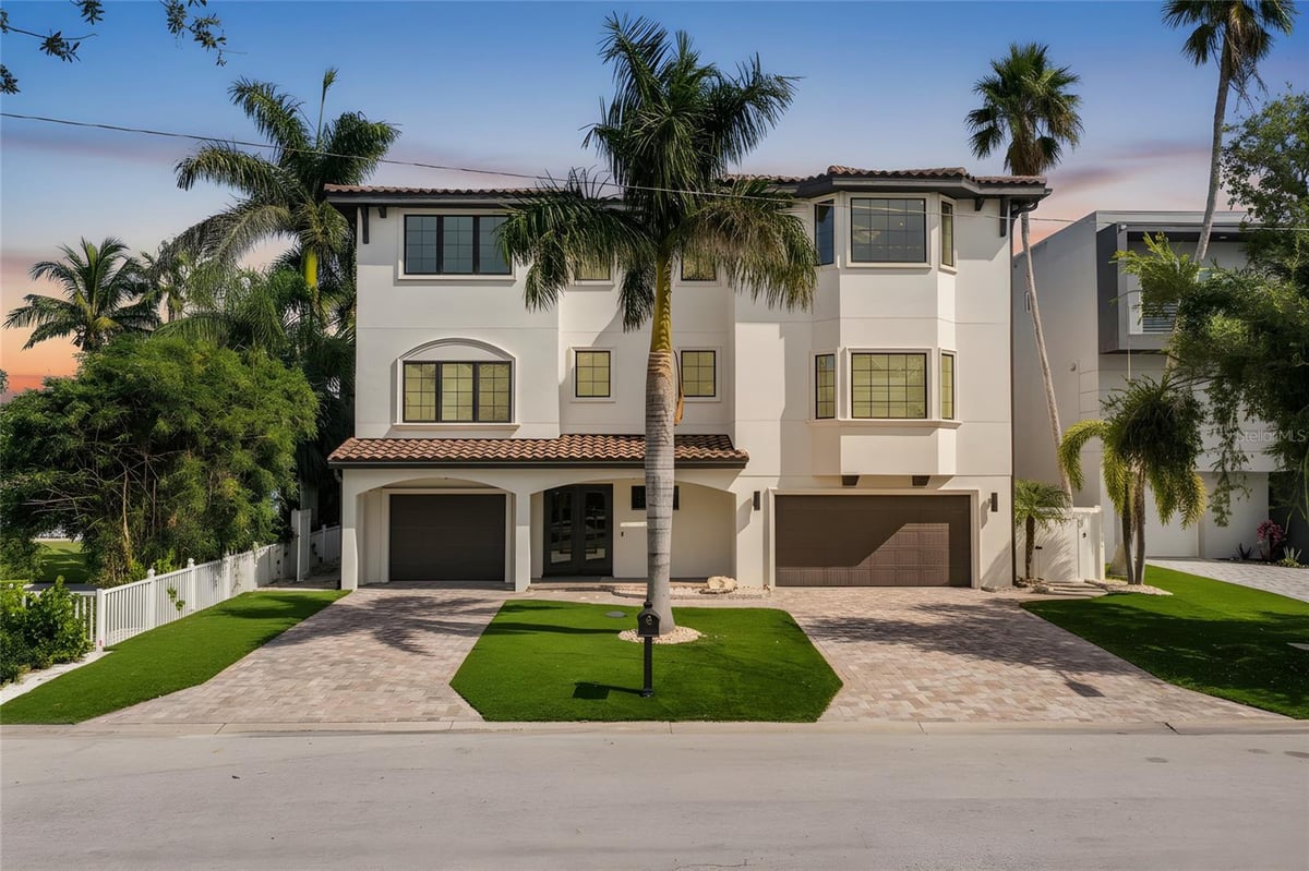 Community Featured Property