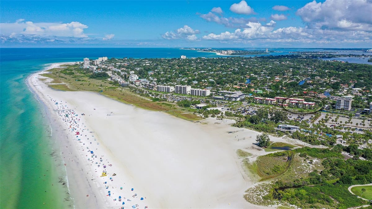 925 BEACH ROAD #112