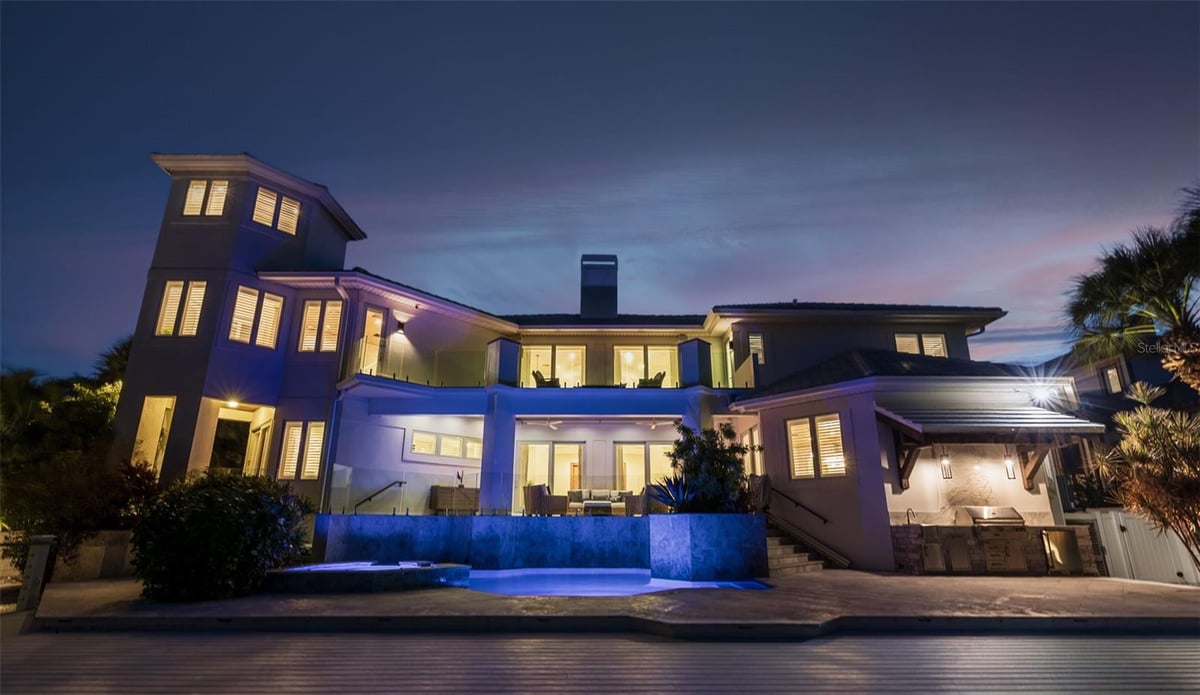 6152 52ND STREET S, ST PETERSBURG, FL 33715