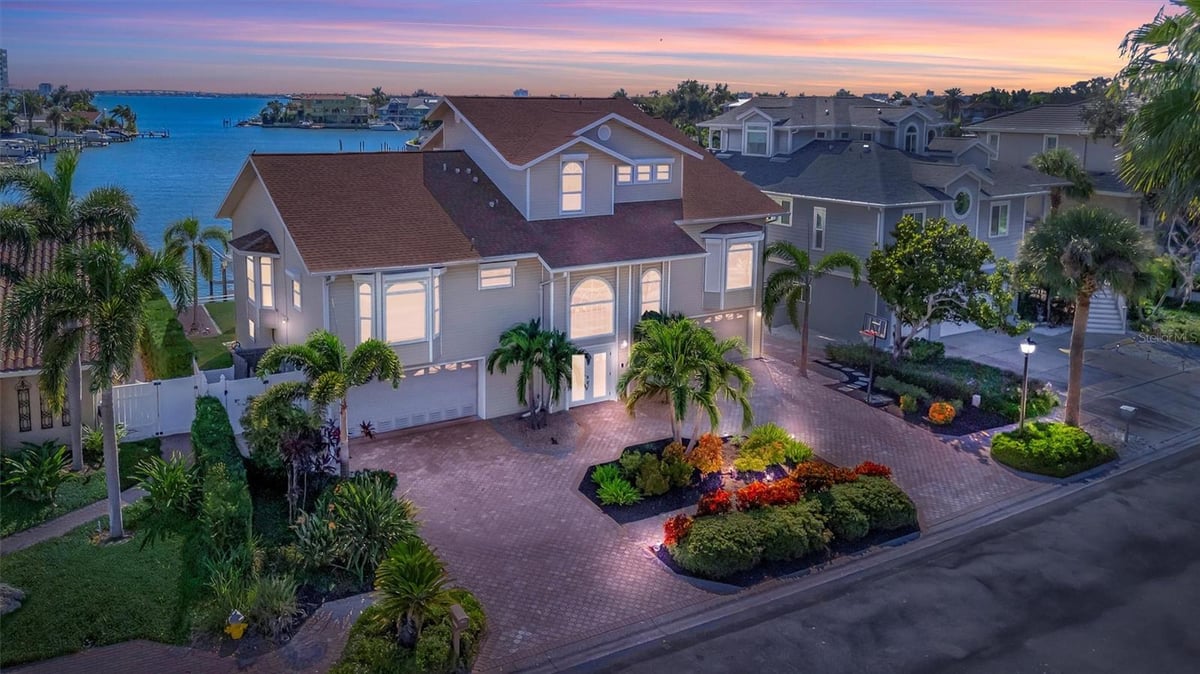 Community Featured Property