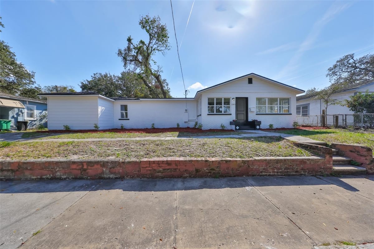 1303 E NEW ORLEANS AVENUE, TAMPA, FL 33603